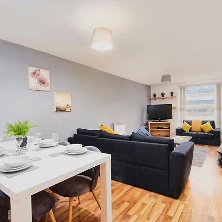 Stylish Manchester Gem - Sleeps 10! Exterior photo